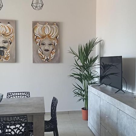 Casavera Apartment Acireale Buitenkant foto