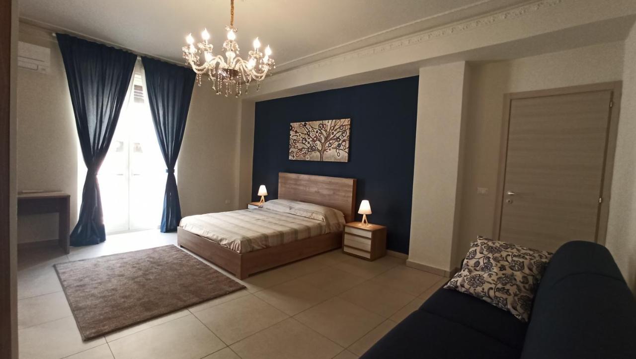 Casavera Apartment Acireale Buitenkant foto